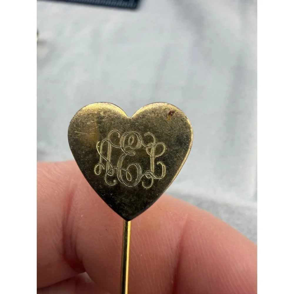 Vintage Brooch Lot Hearts Gold Tone Stuck Pin  Mother of Pearl Initial‎